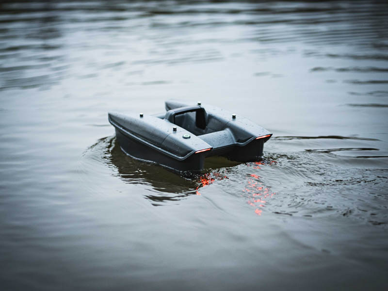 Deeper Spark Aufsicht auf dem Wasser