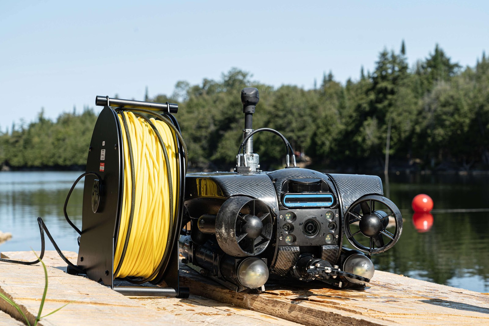 Deep Trekker REVOLUTION am See mit Kabel